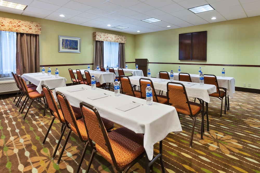 Hampton Inn Waterbury Ct 21/22