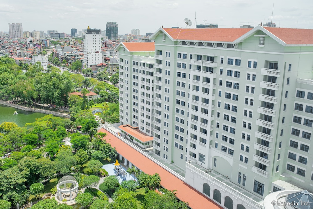 Hanoi Daewoo Hotel in HANOI