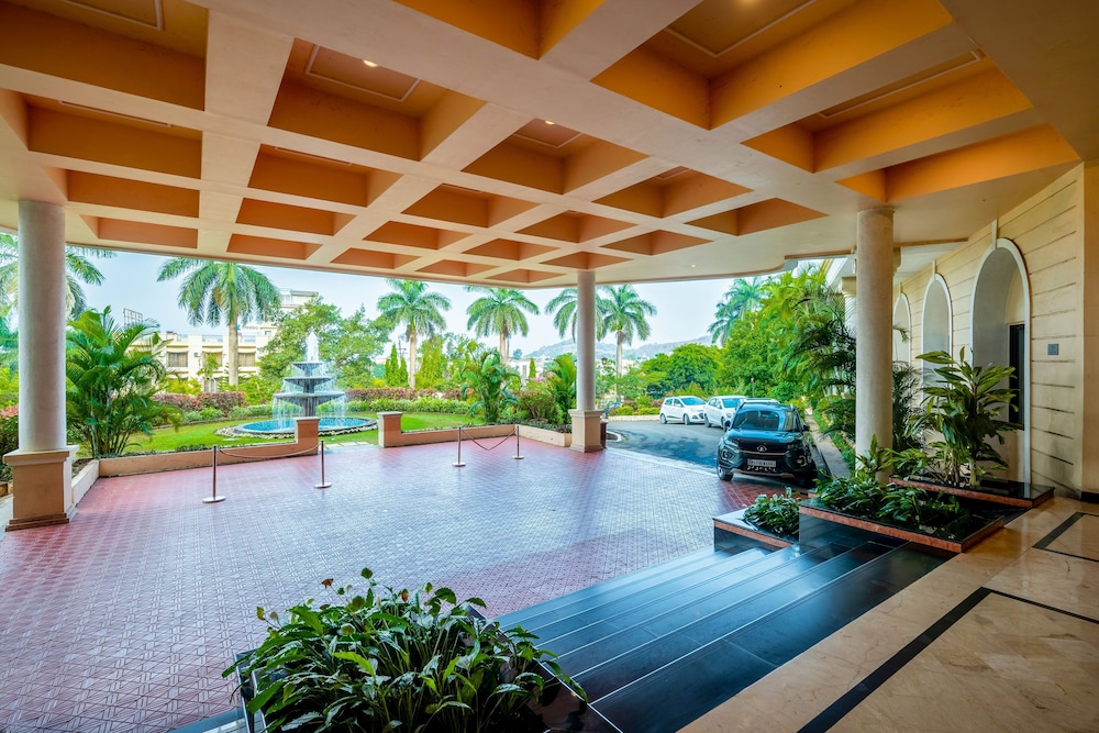 Lagoona Resort 45/78