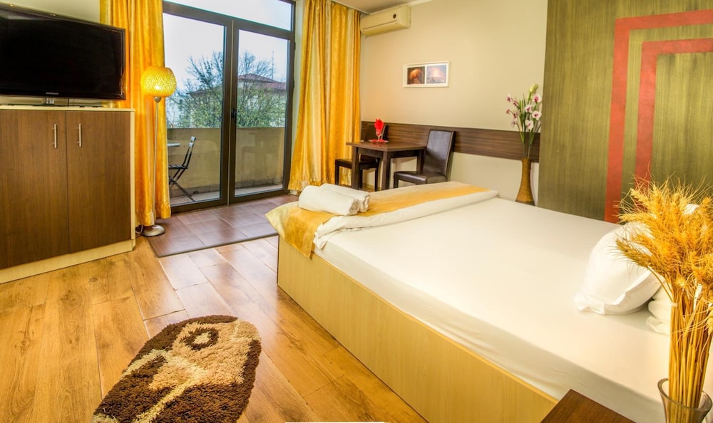 Hotel Eos Bucharest 5/32