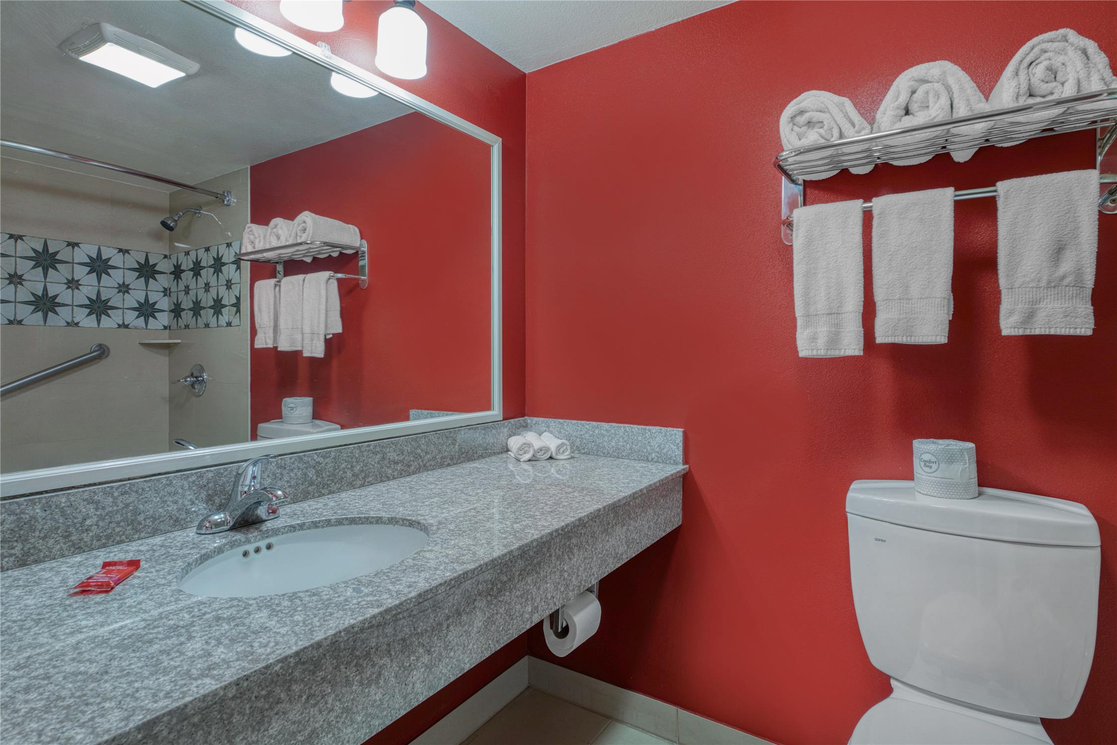 غرفة بسريرين كوين، Surestay Hotel By Best Western Camarillo 6/6
