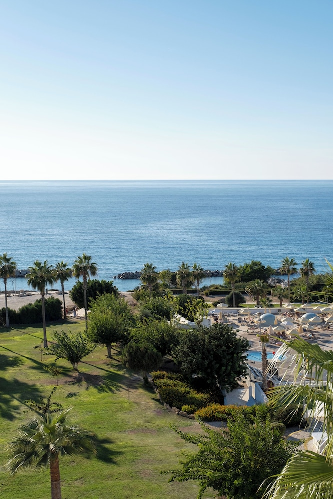 Leonardo Laura Beach and Splash Resort 44/51