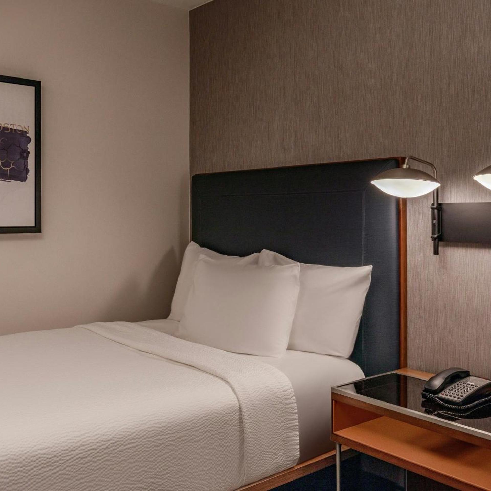 غرفة بسرير مزدوج بإطلالة على المدينة، Courtyard Boston Downtown Ex Tremont 4/9