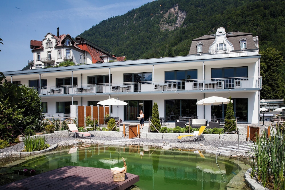 Carlton-Europe Vintage Adult Hotel 6/56