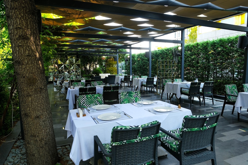 Barcelo Ankara Altinel 33/48