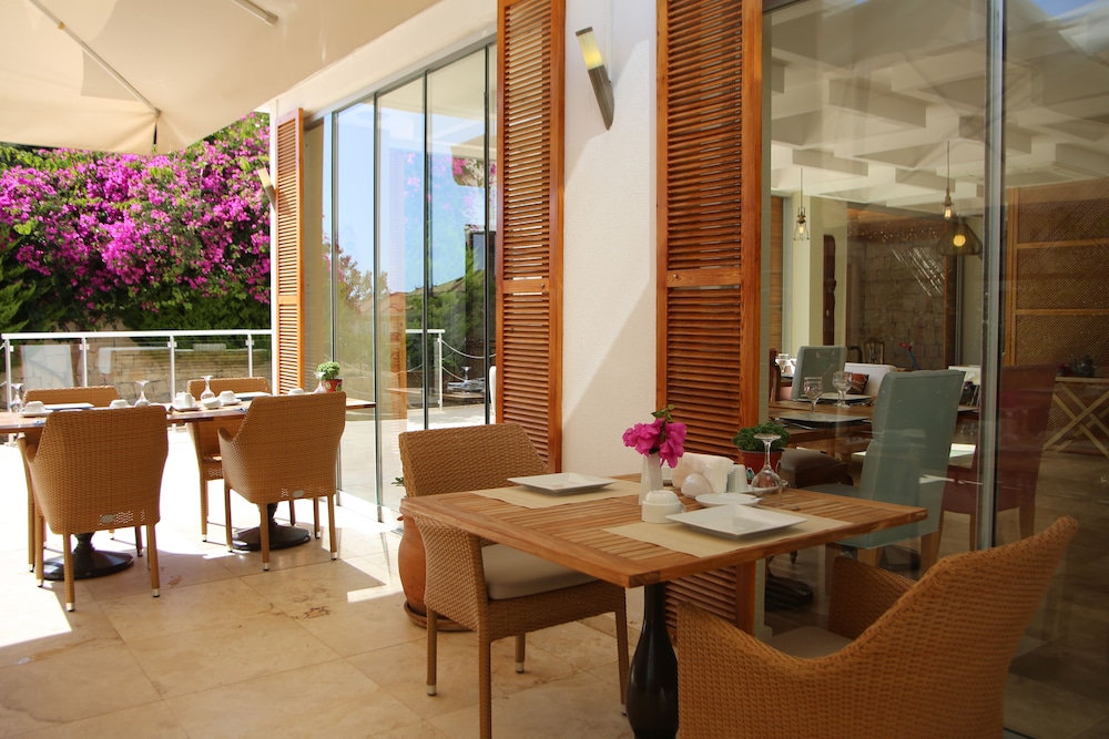 Saylam Suites 43/66