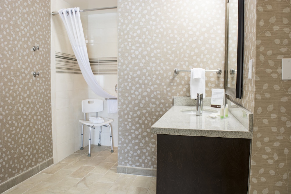 Staybridge Suites CHIHUAHUA 21/73