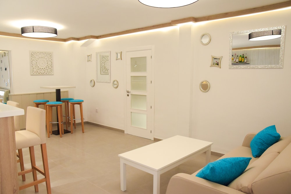 Hotel Costa Mediterraneo 15/38