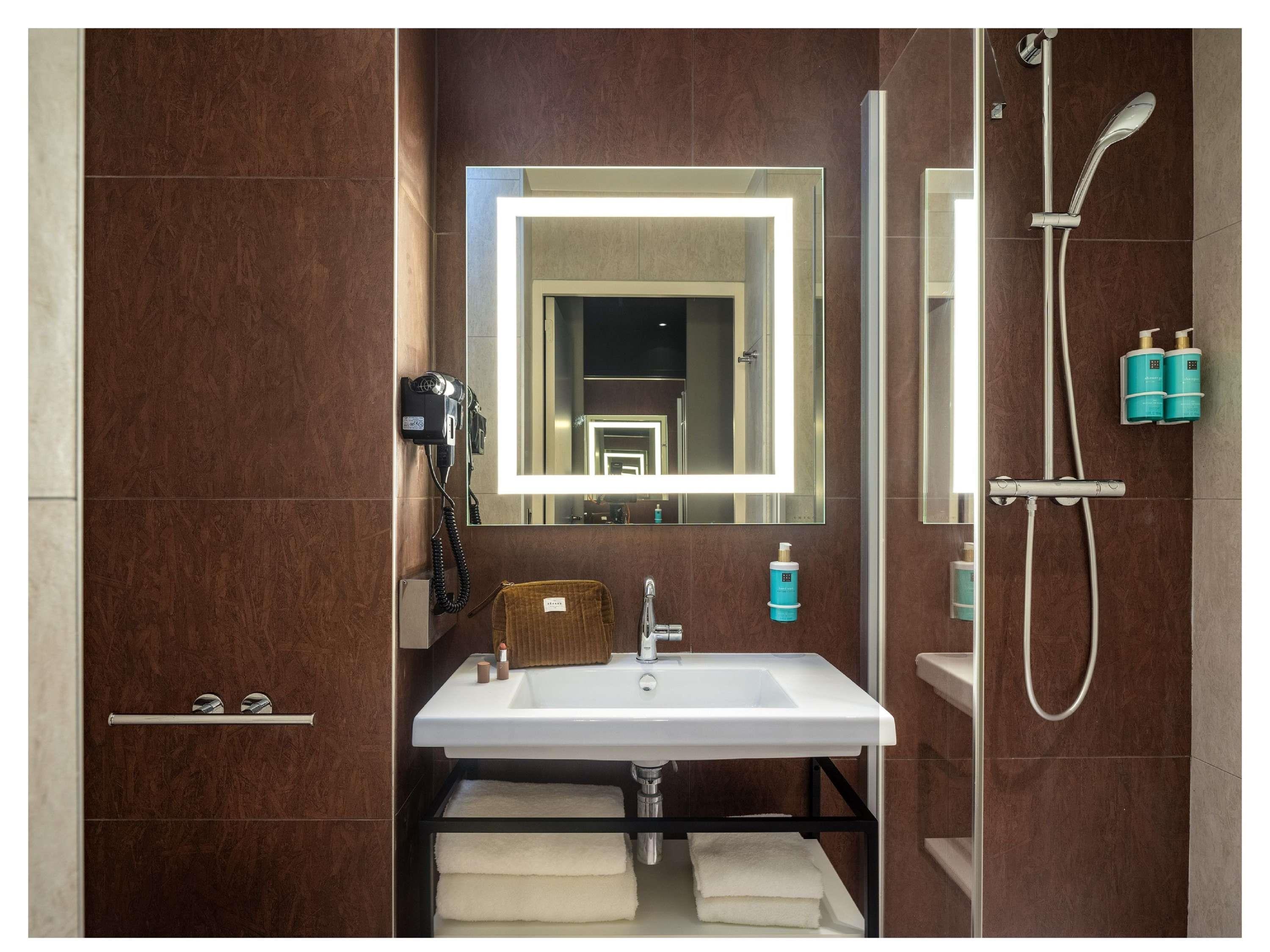 غرفة بشرفة، Novotel Paris Val de Fontenay 4/5