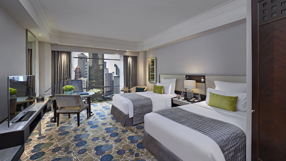 DELUXE, TWIN BEDS, TWIN TOWERS VIEW