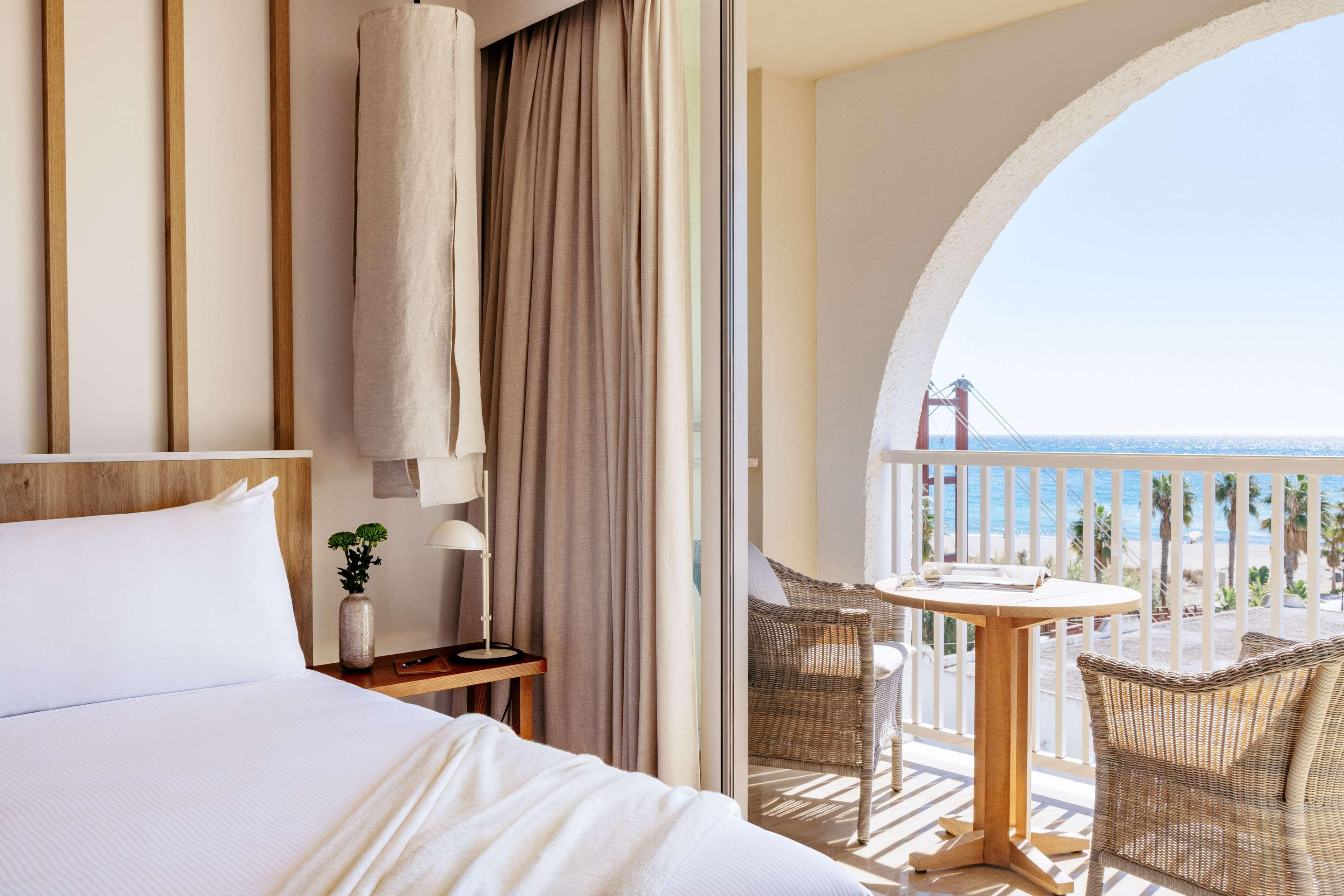 Junior Suite, Superior, Lateral Side Sea View
