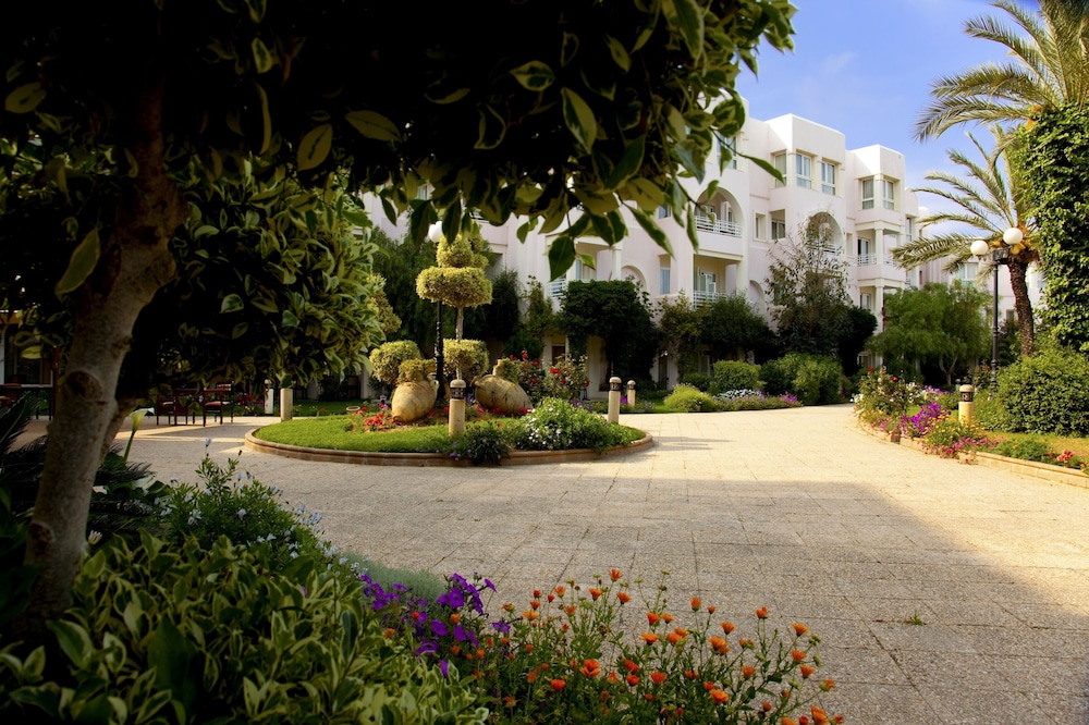 Regency Tunis Hotel 26/31