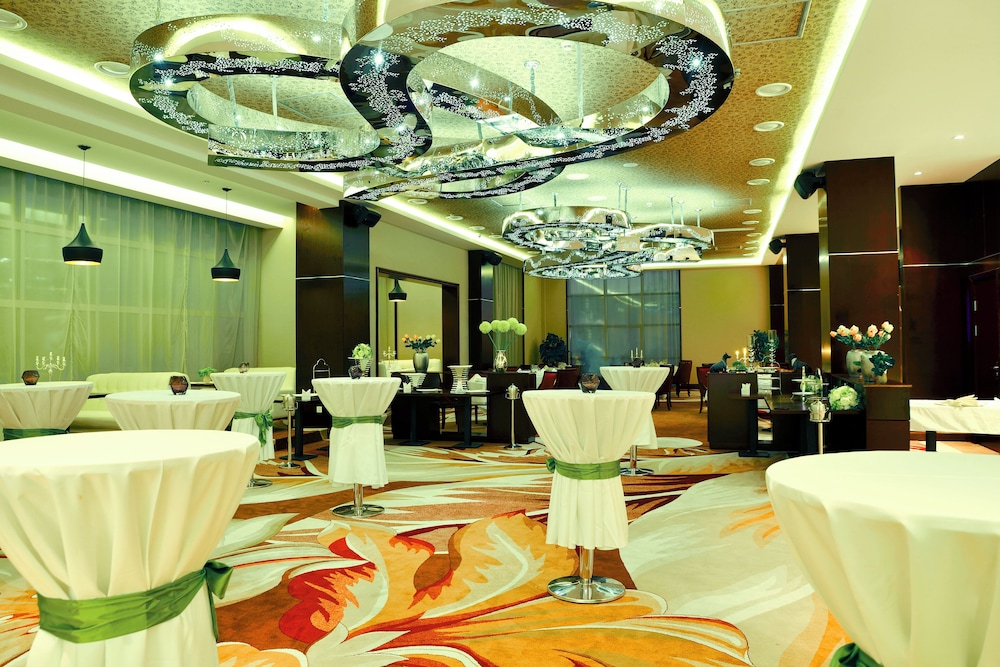 Premium Hotel 50/59