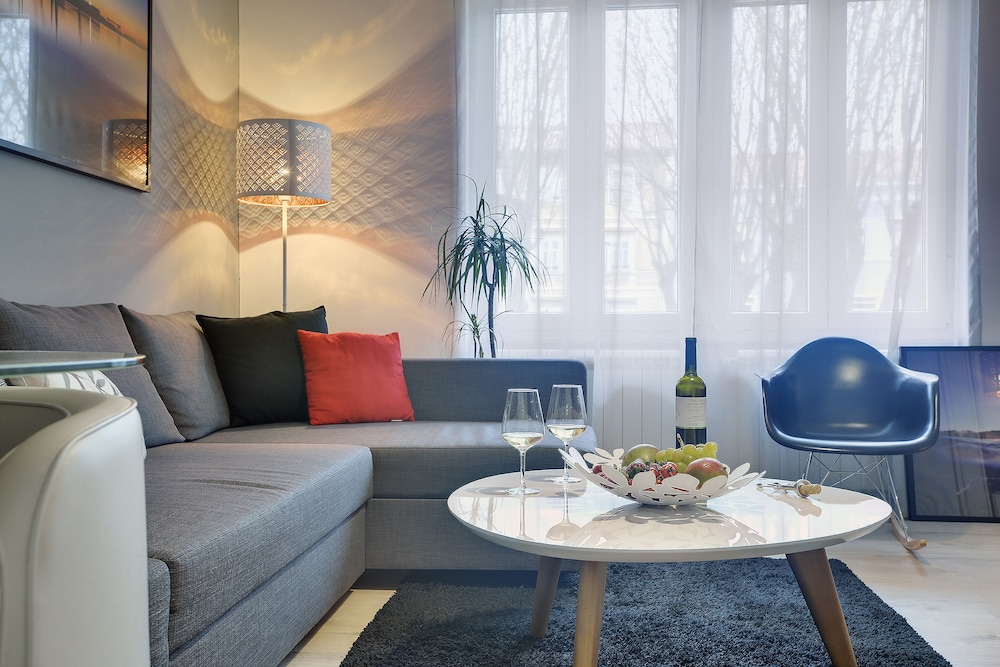 D&A Center Apartments 20/43