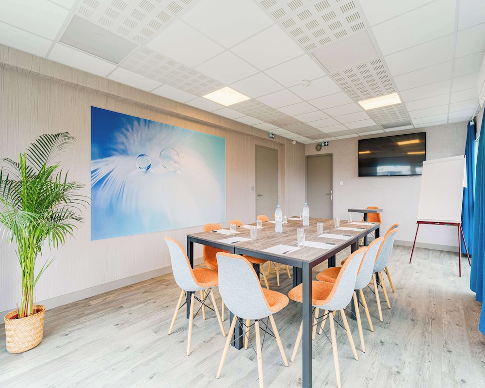 Kyriad Direct Tours Sud Chambray Les Tours 46/58