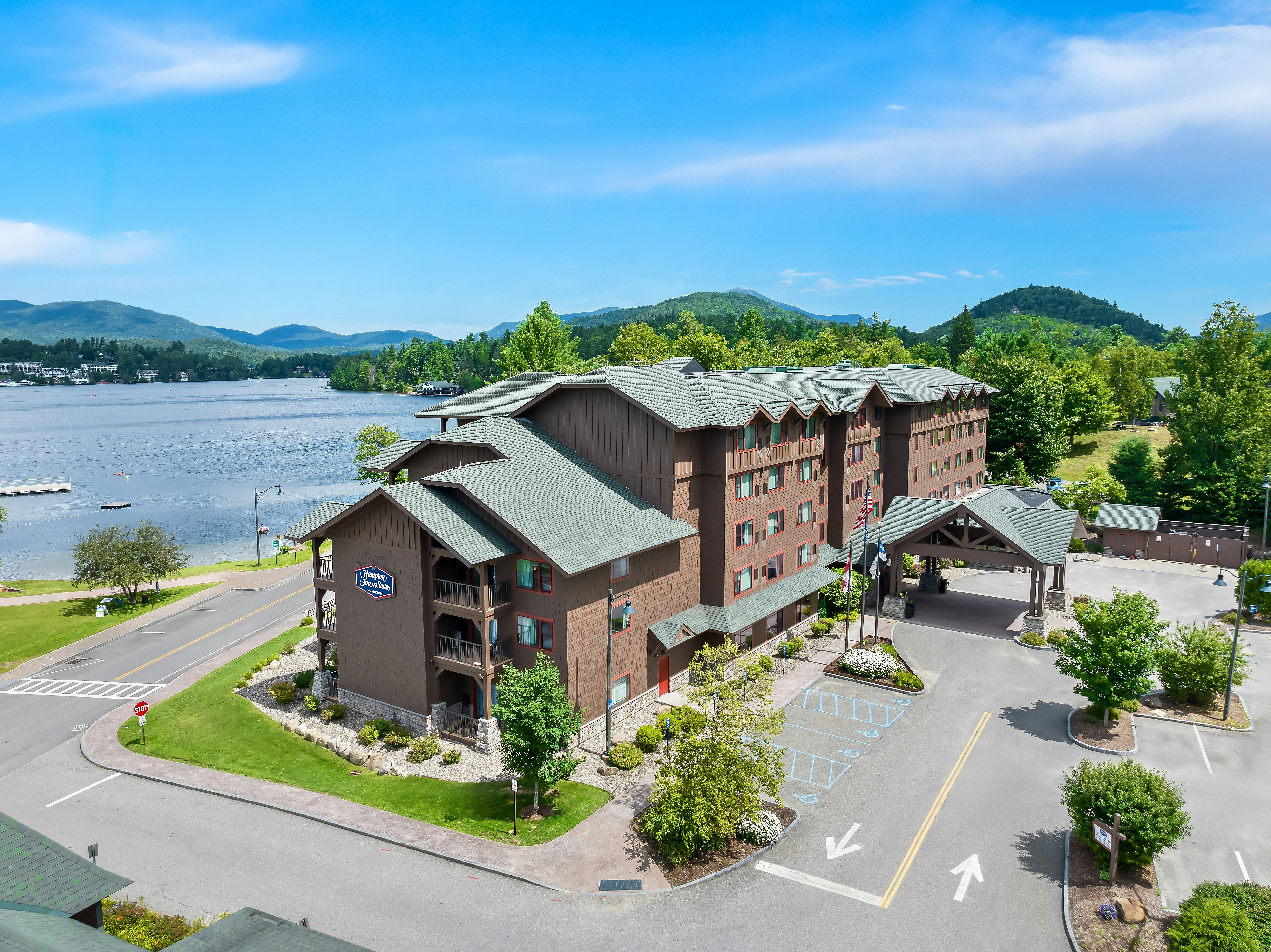 Hampton Inn And Suites Lake Placid 5/57