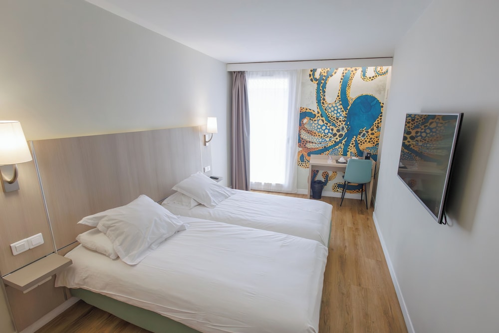 Village, Superior, Double Bed