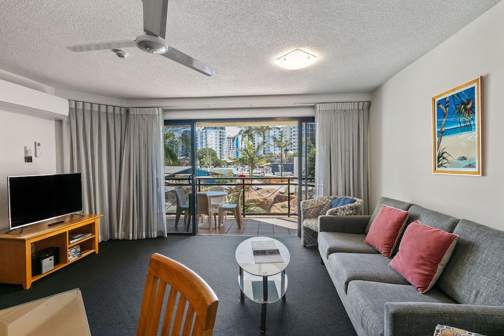 Caribbean Resort 54/70