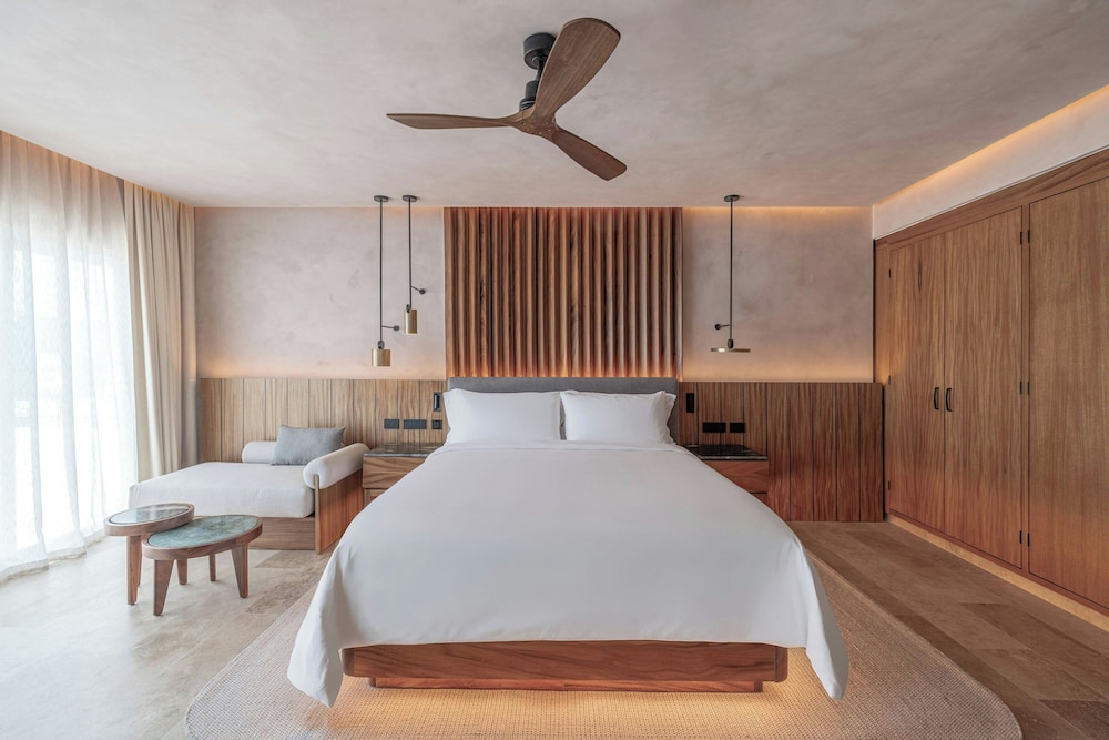 Duplex, Master, Suite, King Bed, Ocean View, Plunge Pool