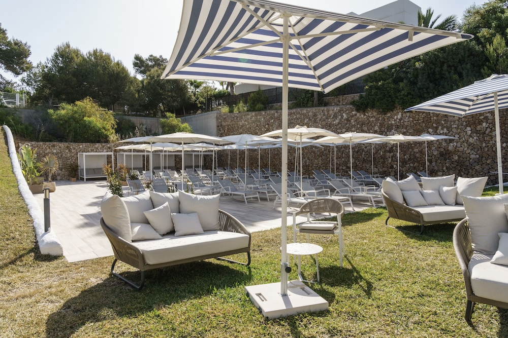 Aluasoul Mallorca Resort - Adults Only 66/71