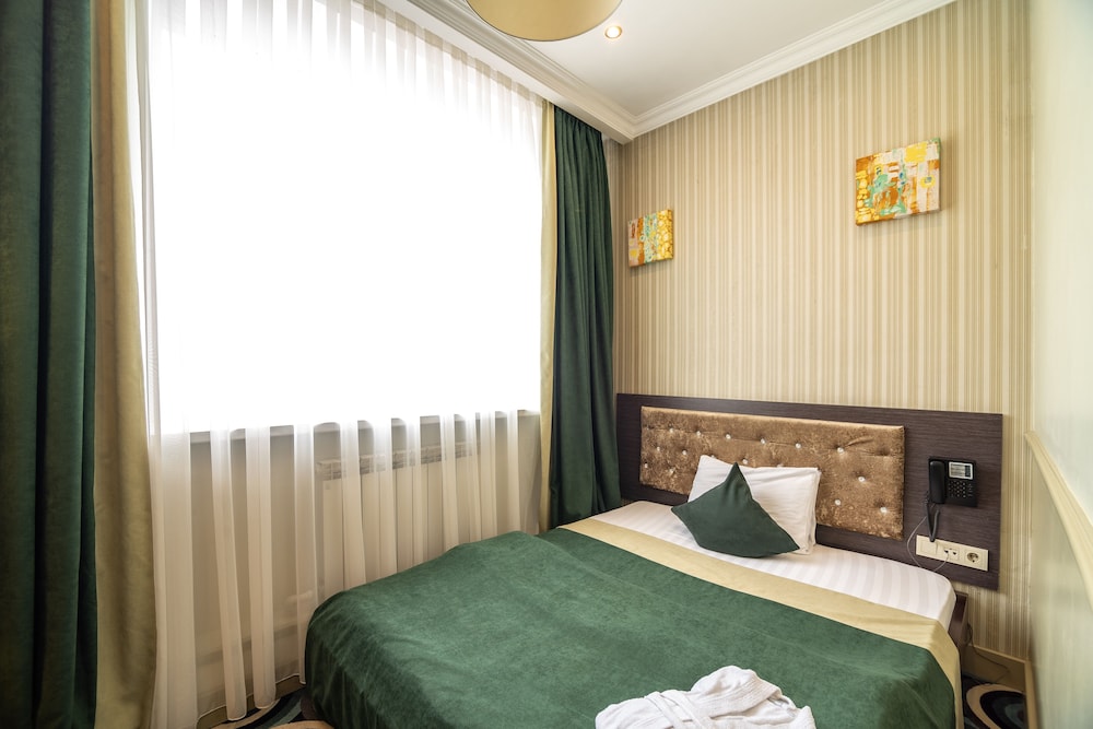 Mildom Hotel 15/36
