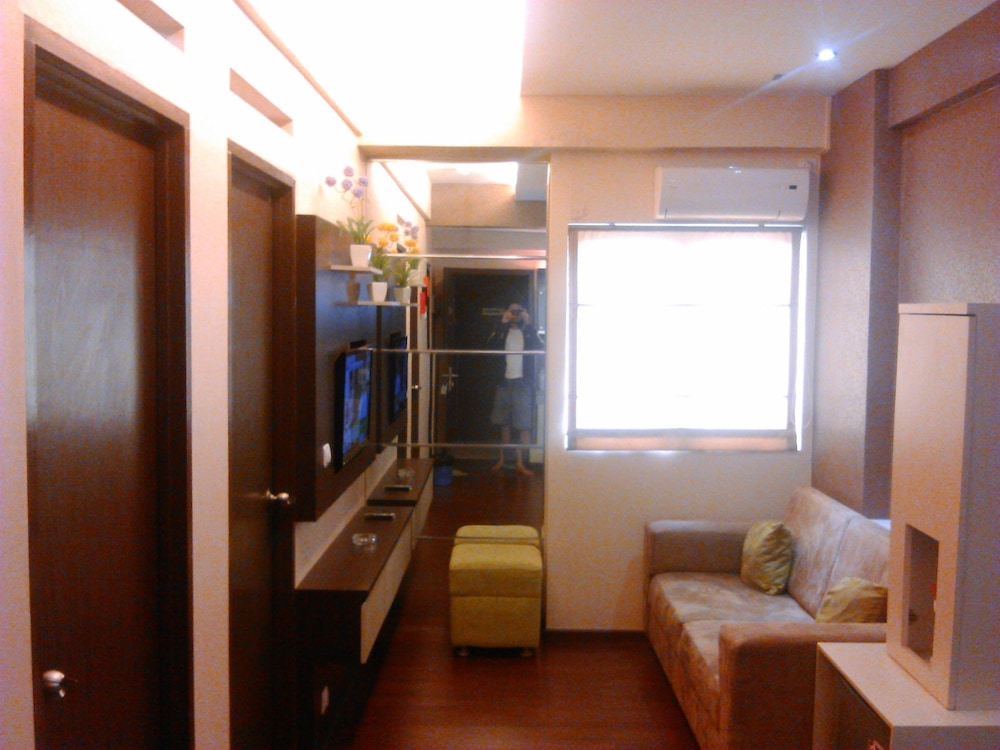 Apartemen The Suites Metro Yudis 23/39