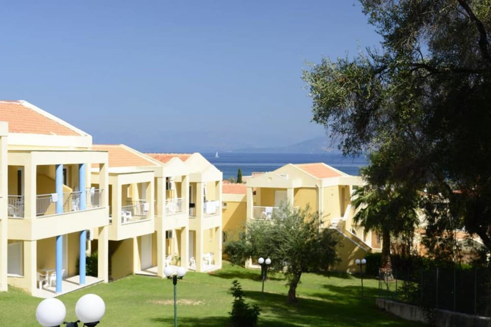 Olympion Village Hotel 35/50