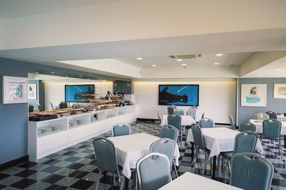 Hotel Avenida 54/62
