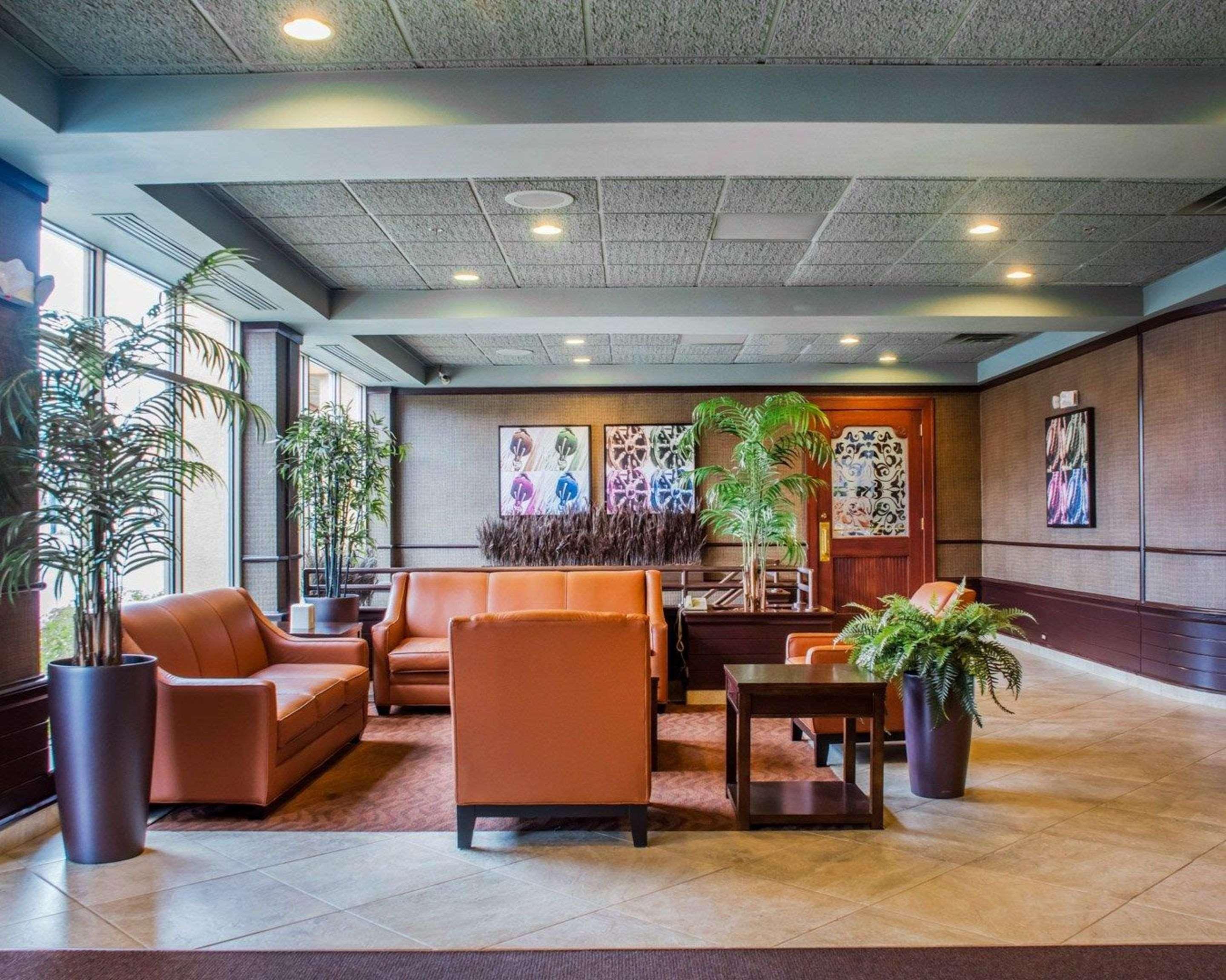 Hampton Inn Oswego 23/36