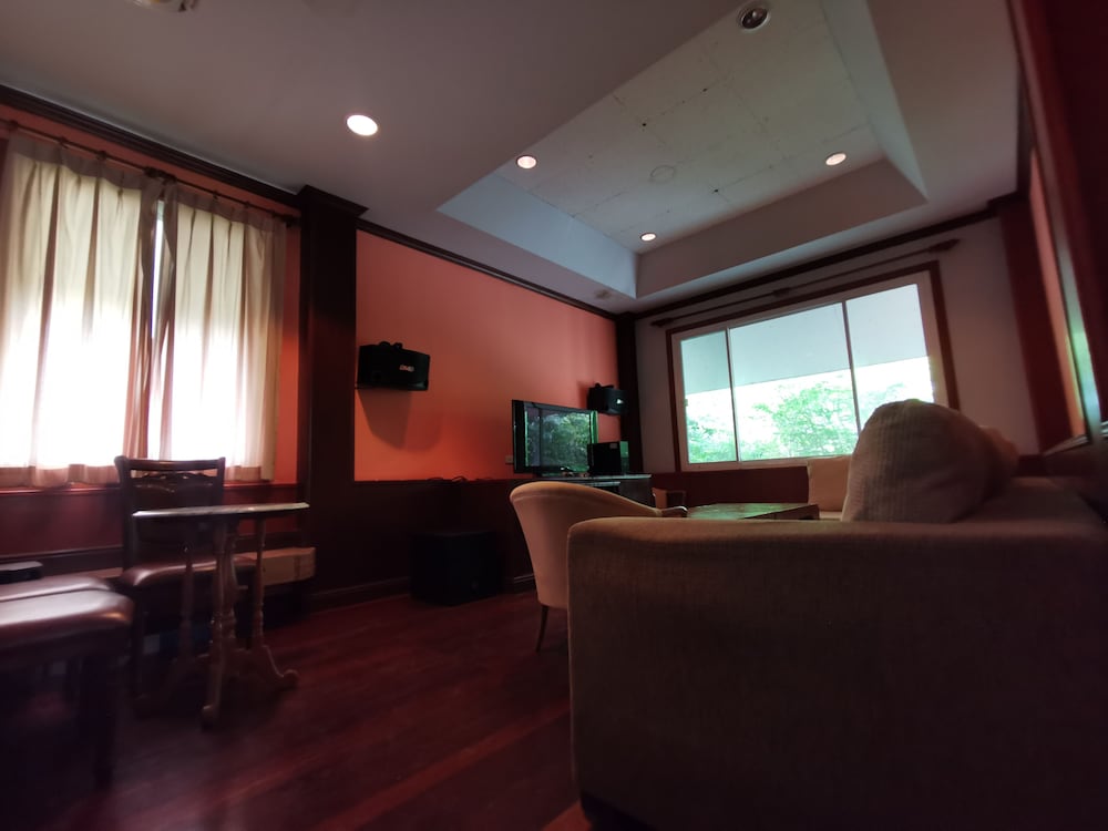 Phuphaphung Resort 25/50
