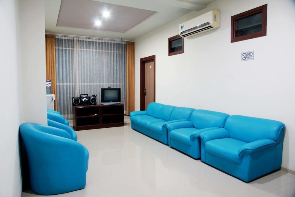 Reddoorz Panglima Sudirman 22/27