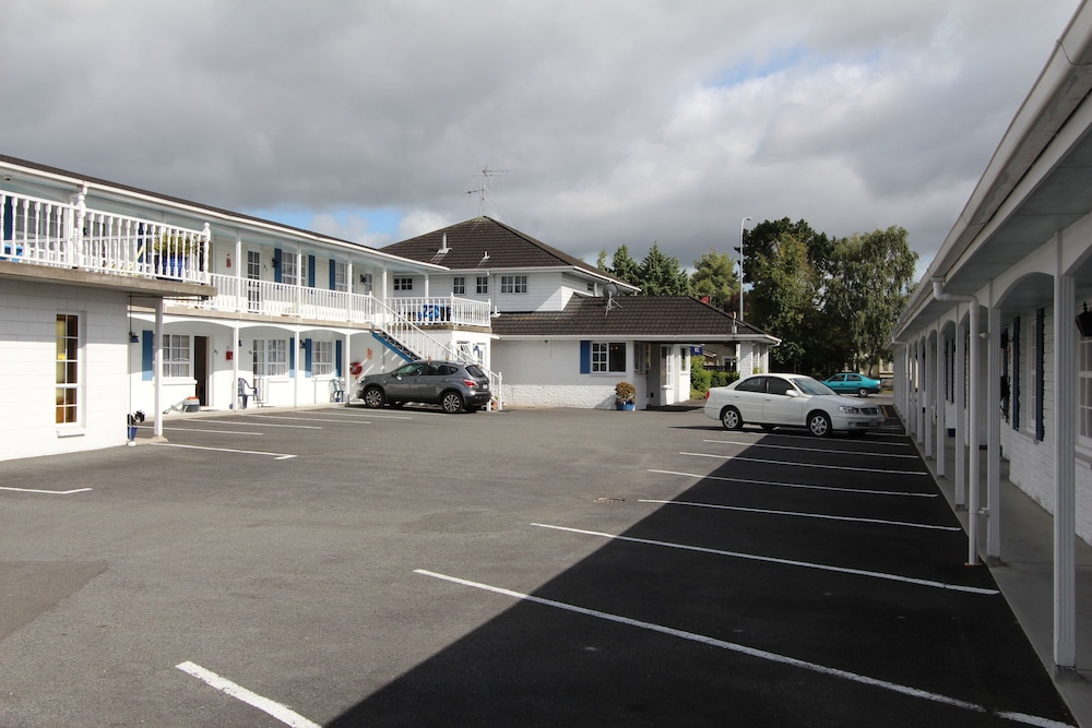 Boundary Court Motor Inn 39/50