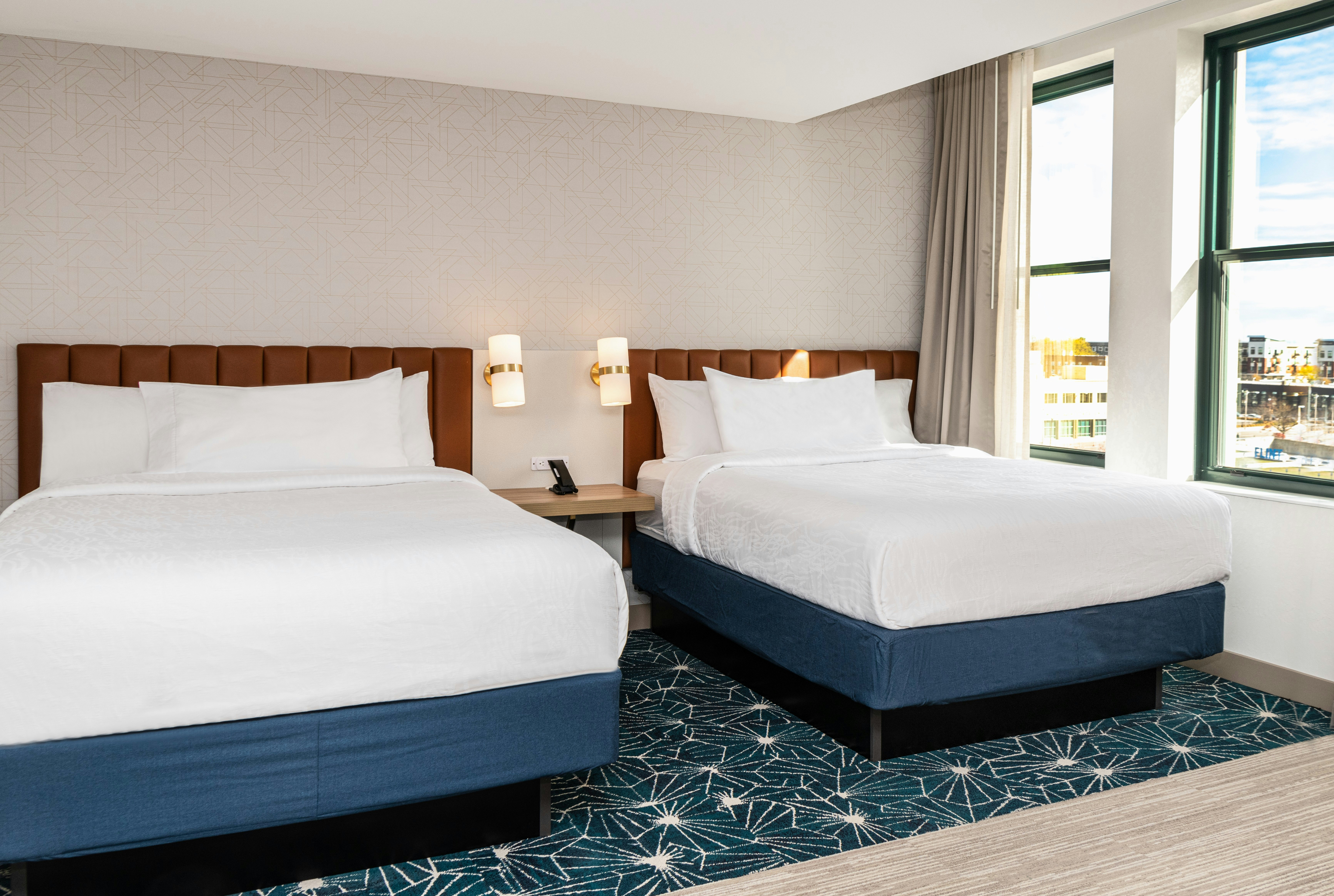 Deluxe, 2 Queen Beds