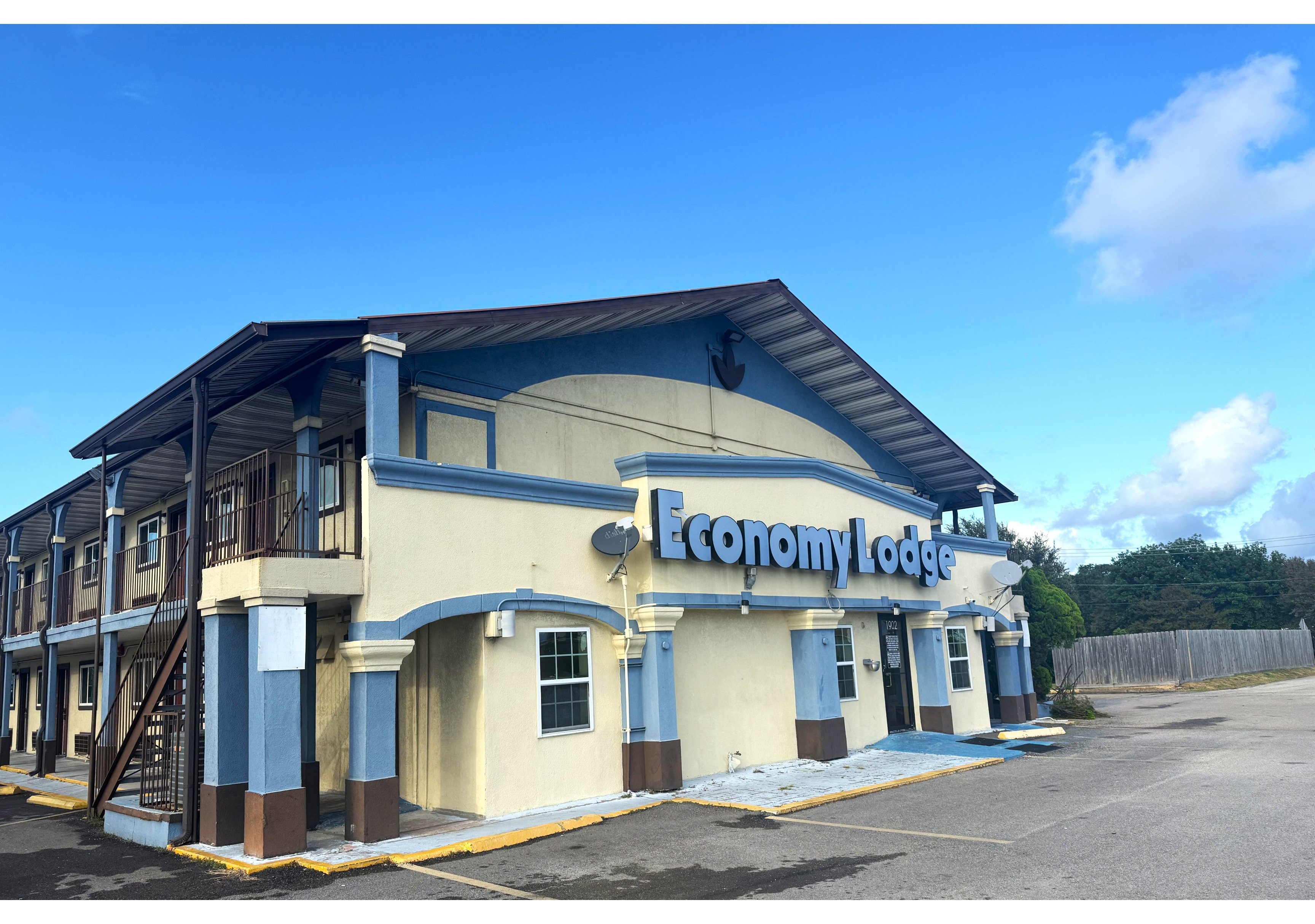 Economy Lodge by Hotel O Texas City 7/42