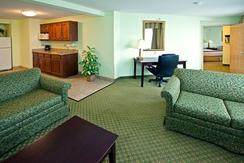Holiday Inn Express Hotel Suites Scottsburg 45/57