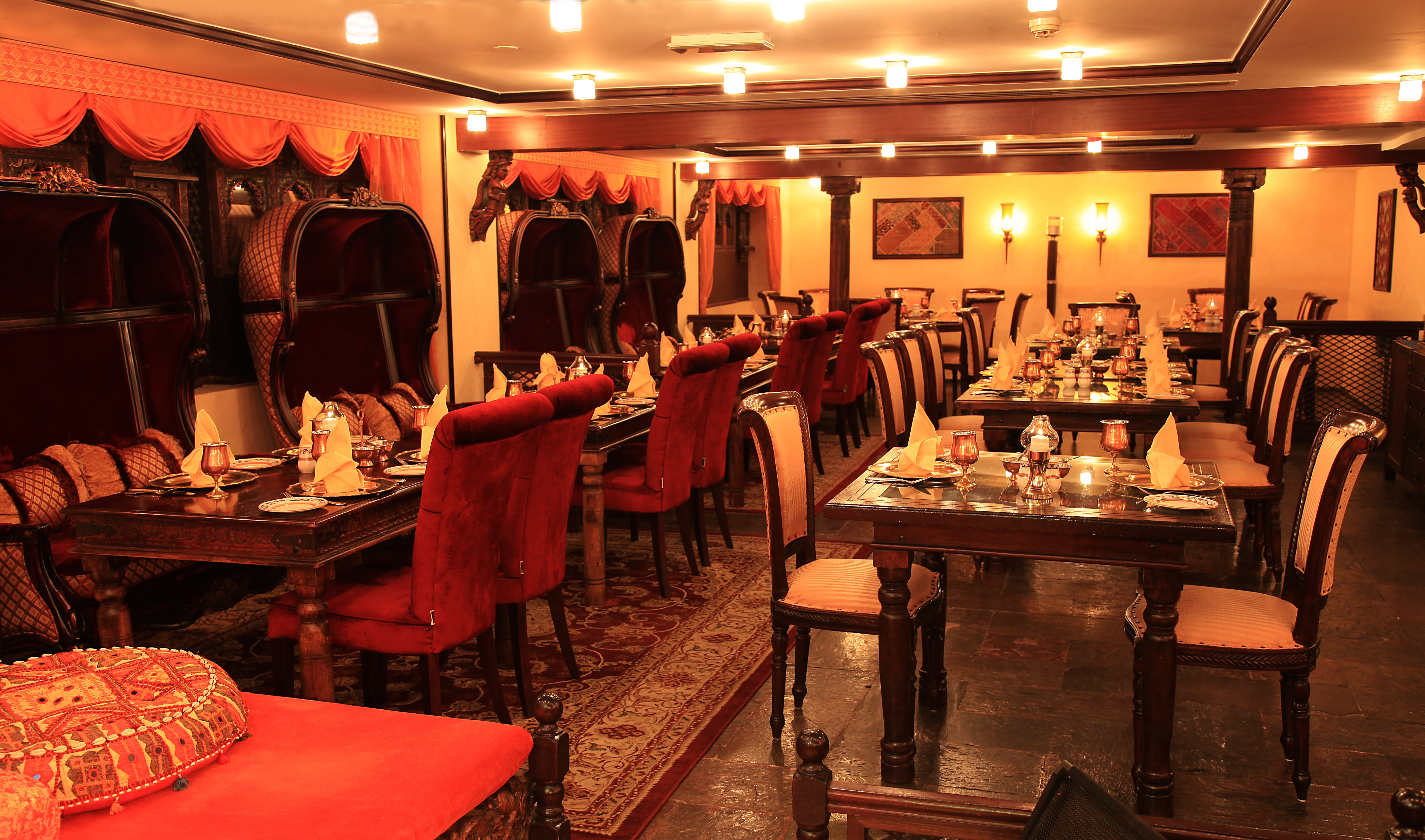 restaurant cafeteria