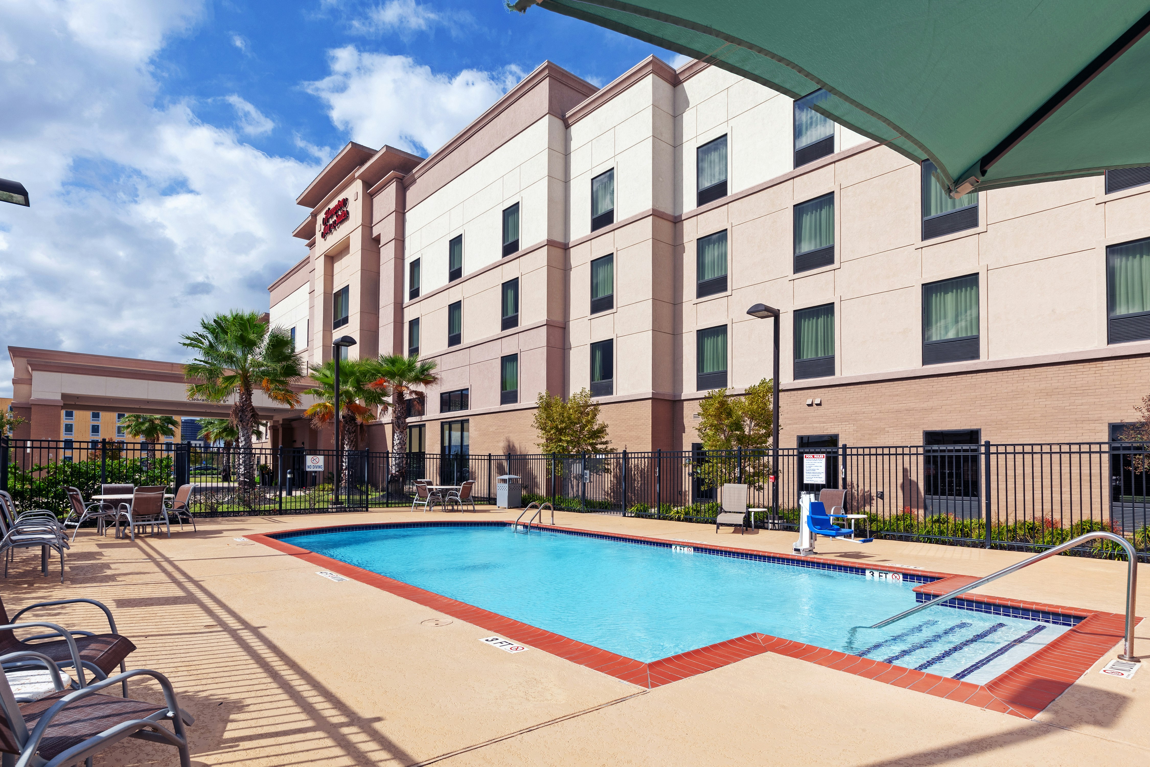 Hampton Inn & Suites by Hilton Houston North IAH 20/21