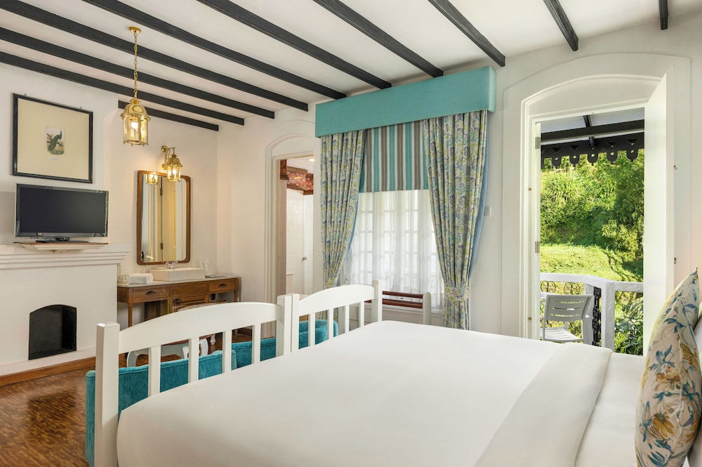 Heritage, Superior, Twin Beds