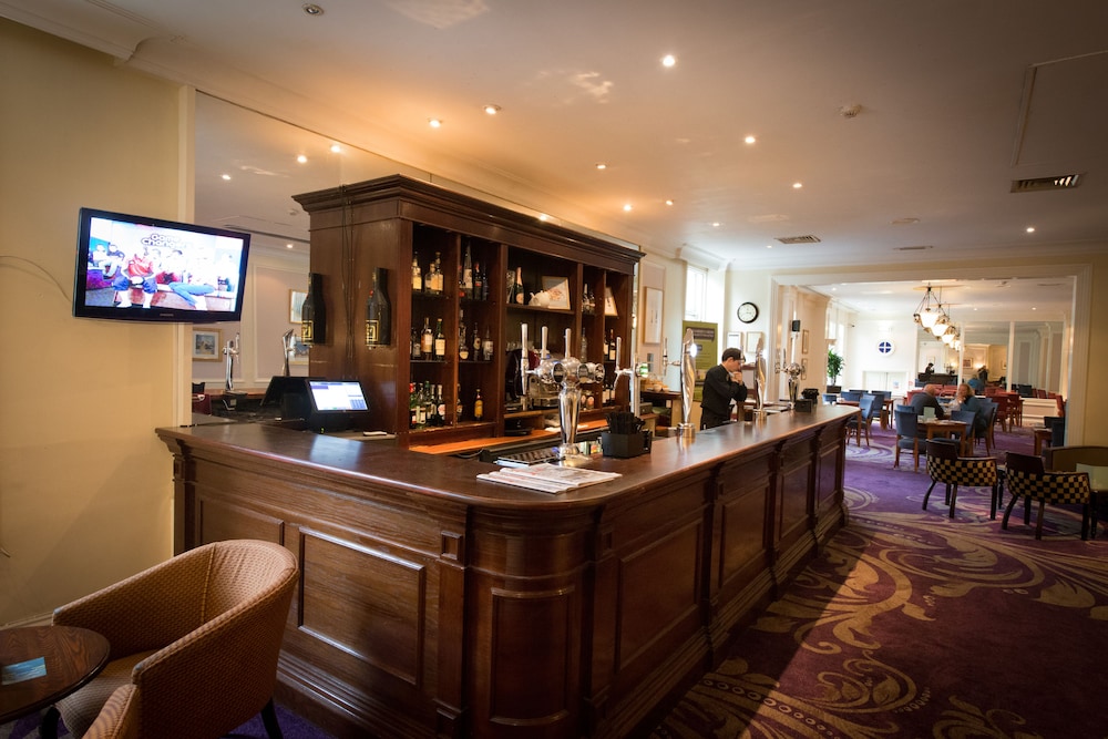 The Angel Hotel Cardiff 9/60