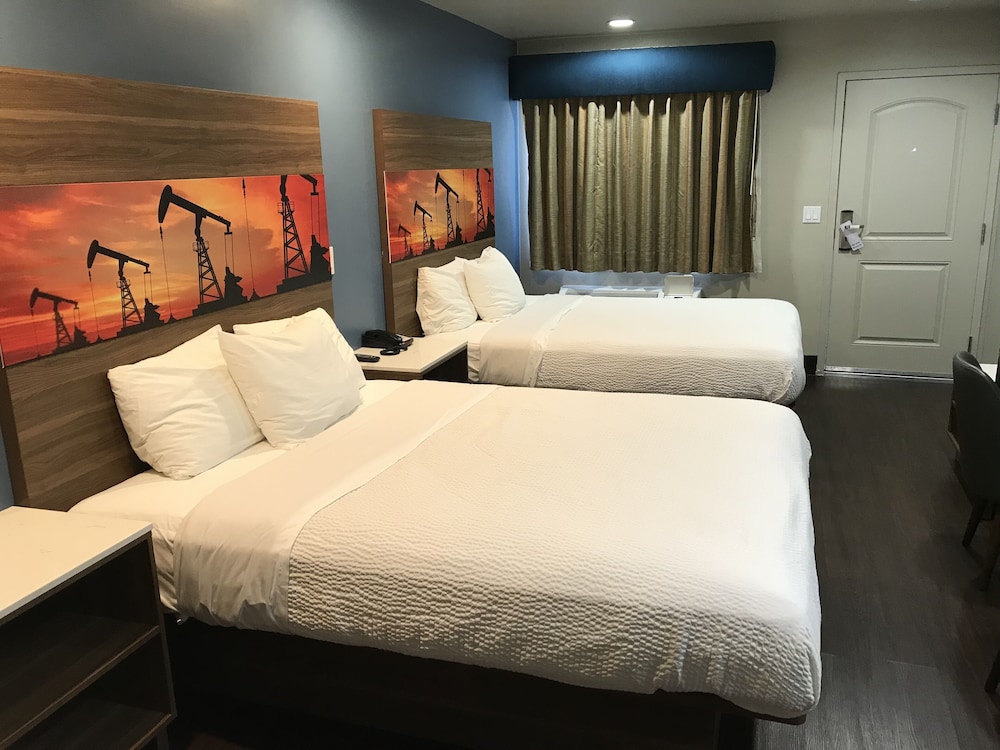 Hyland Motel 12/30