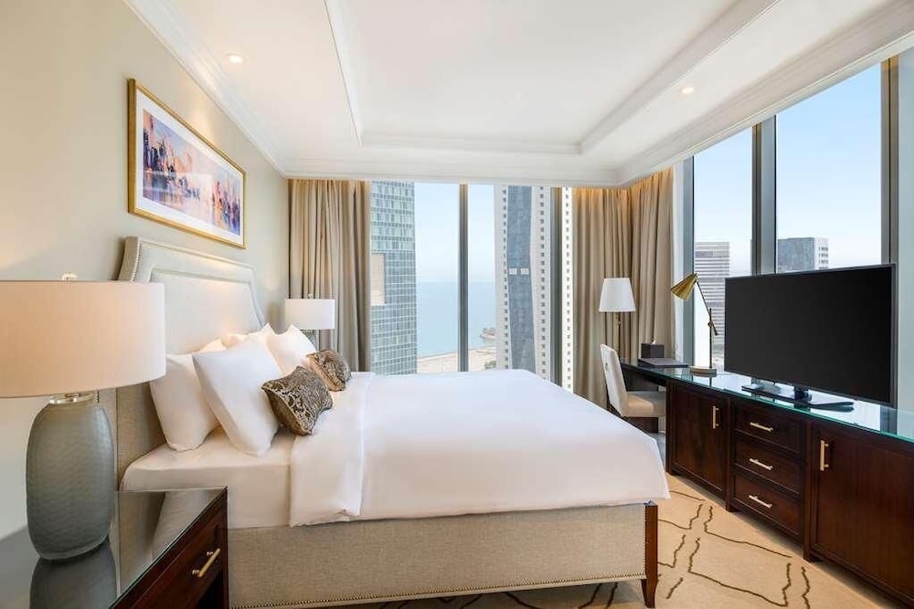 Westpac Hotel & Suites 7/21