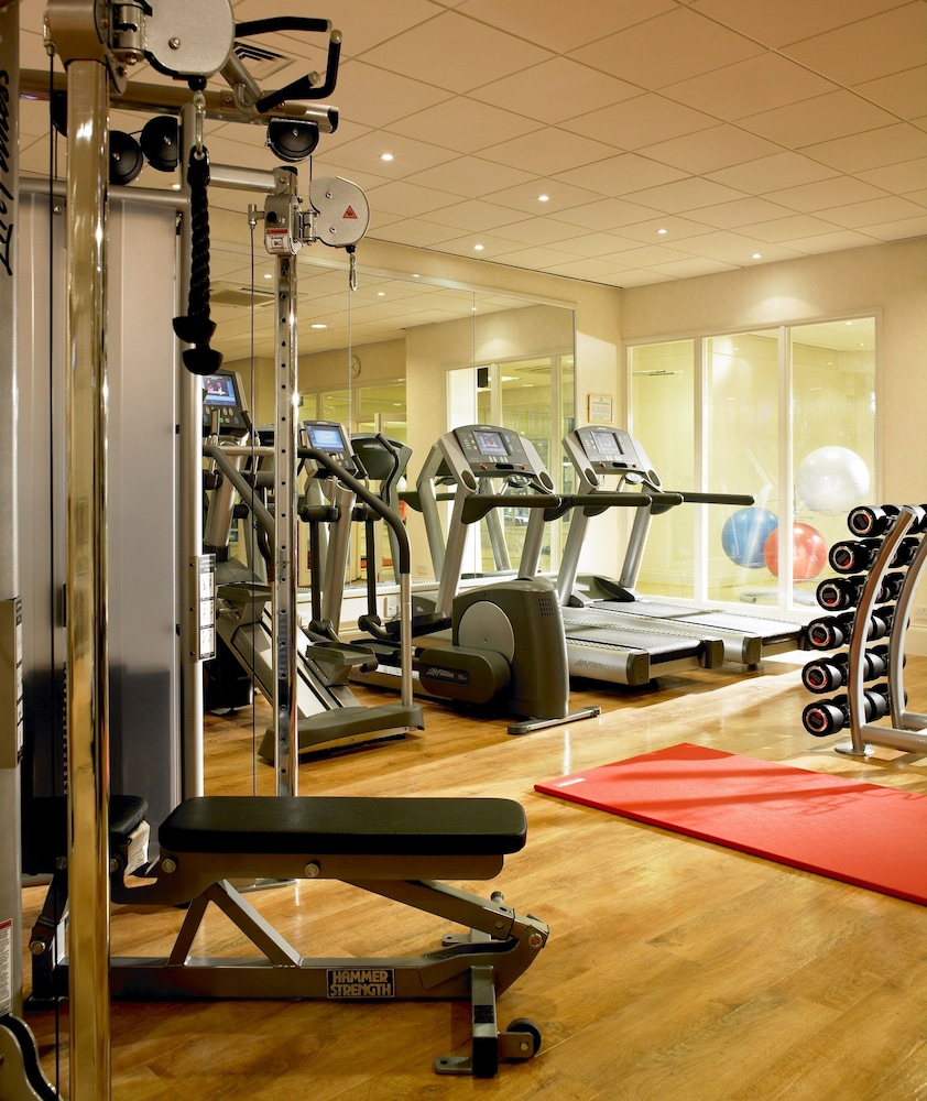 RENAISSANCE LONDON HEATHROW HOTEL 24/46