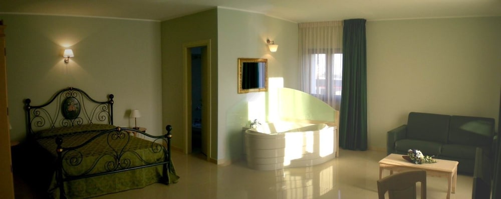 Albatres Palace Hotel 30/63