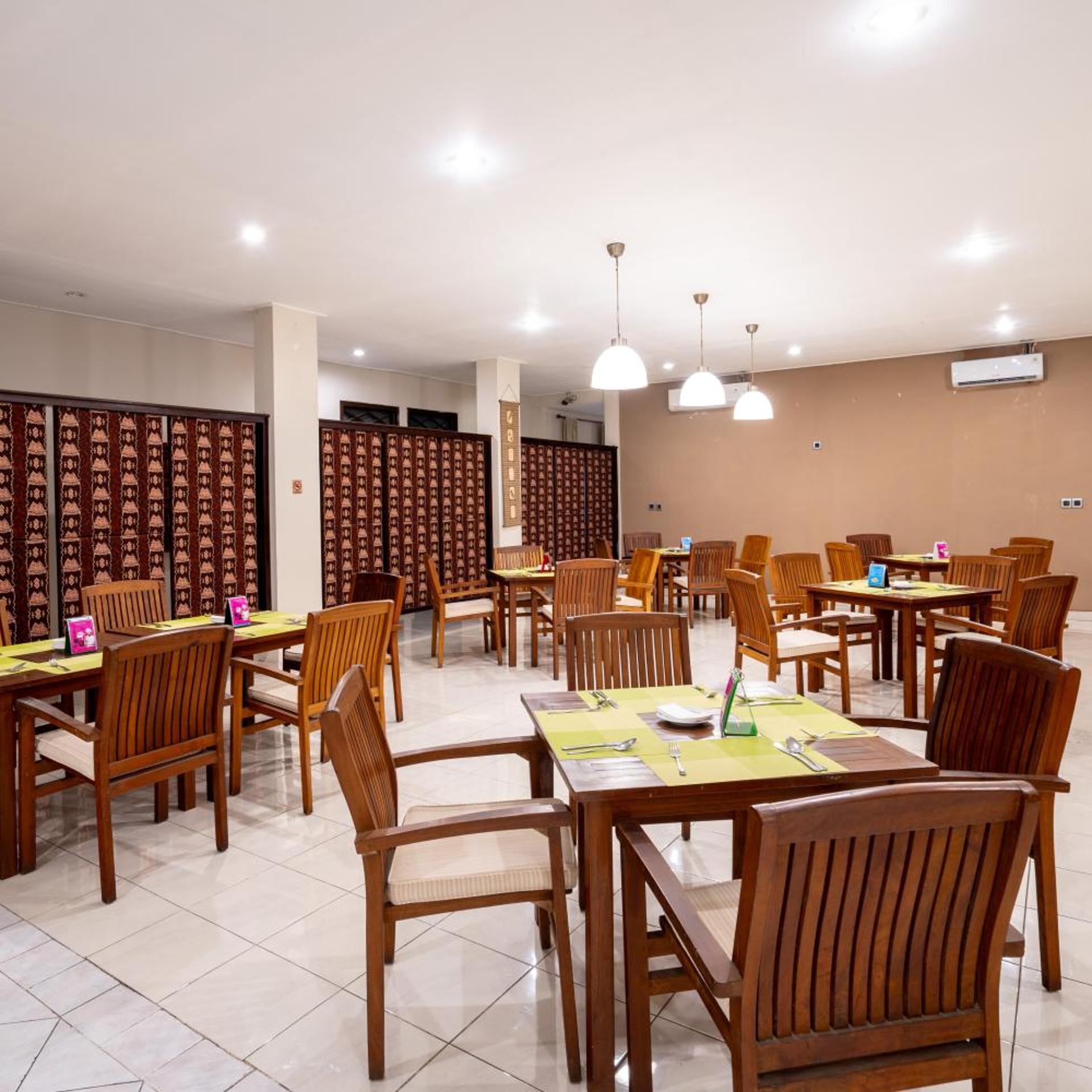 Samawa Transit Hotel 41/50