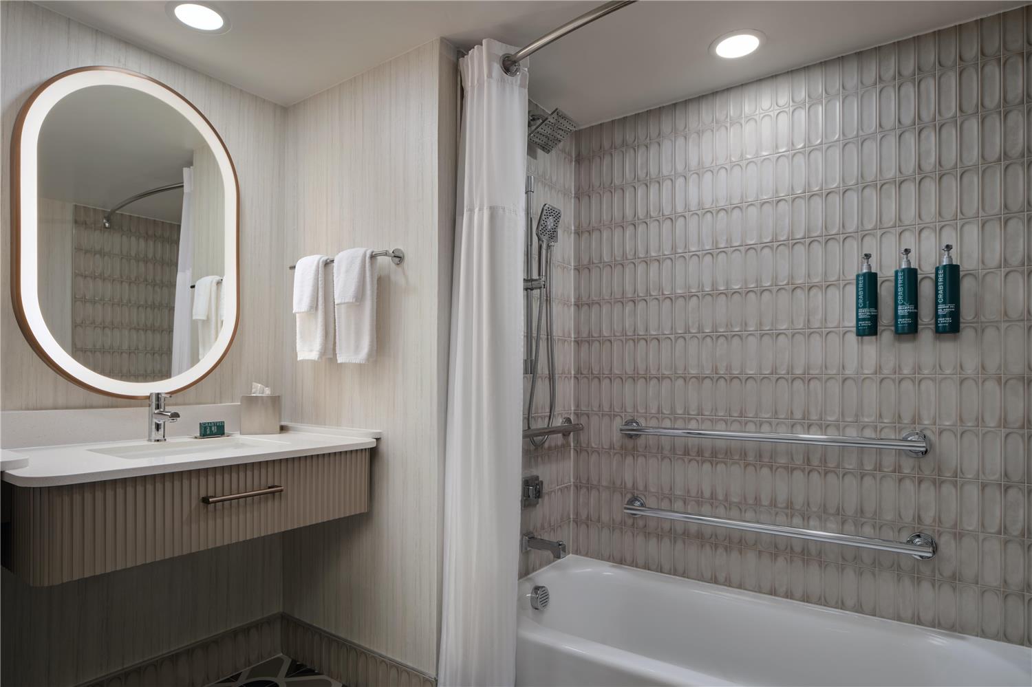 DoubleTree by Hilton Brunswick image