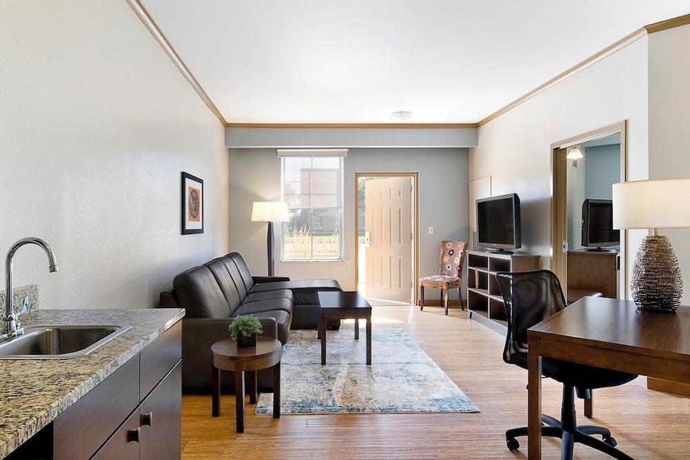 Clubhouse Hotel Suites Pierre 44/60