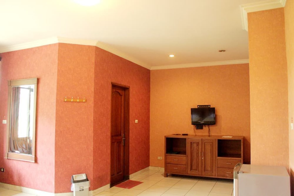 Hotel 678 Cawang 4/34