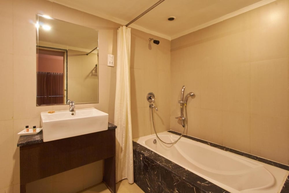 RNB SELECT BANJARA HILLS 21/45