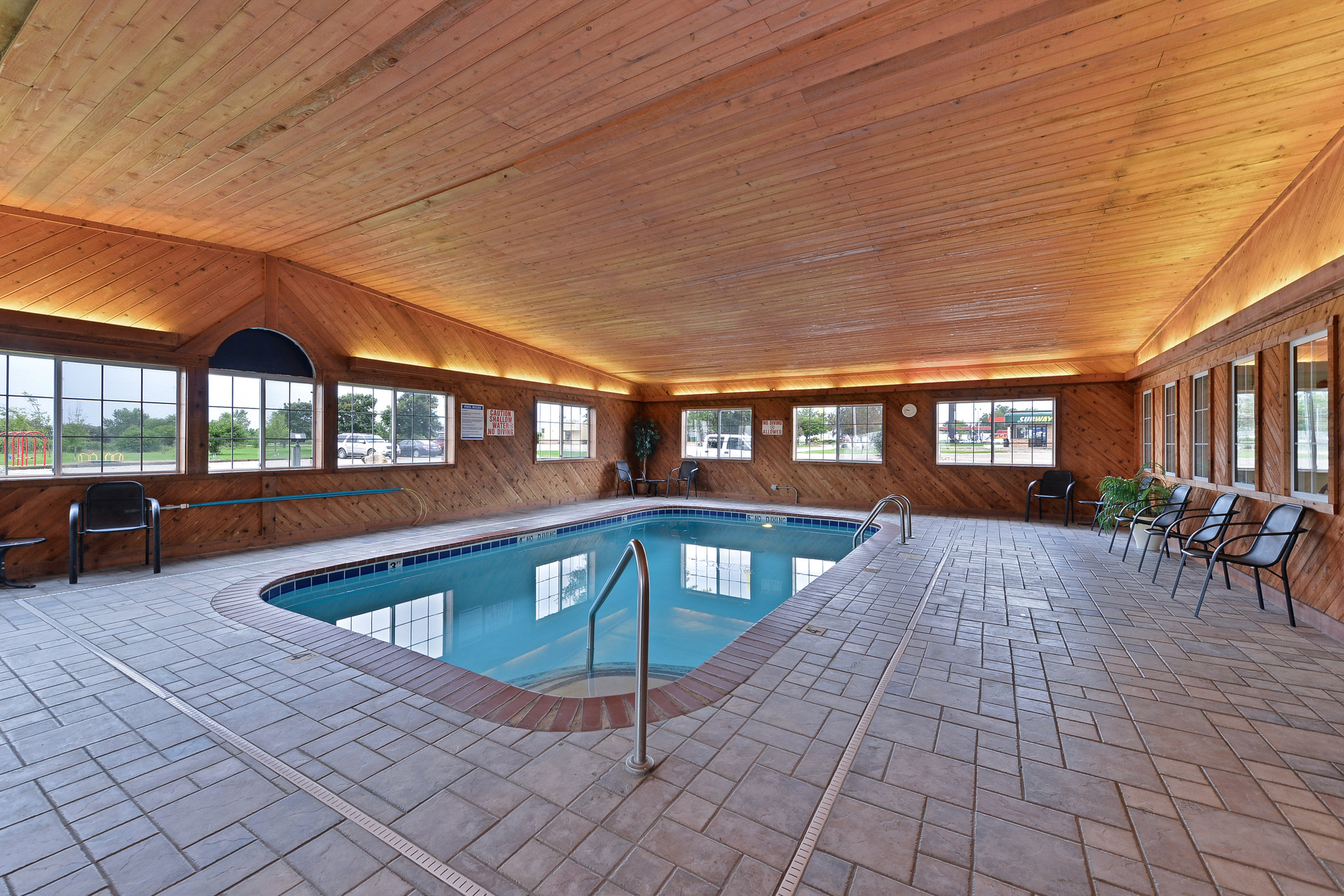 Americas Best Value Inn & Suites Stuart 27/39
