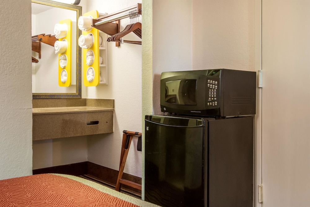 Motel6 Lafayette, LA 11/61